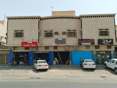 عمارة تجارية  للبيع في جنوب الرياض، الرياض - عمارة تجارية سكنية استثمارية للبيع