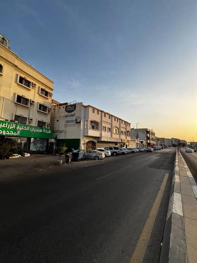 1 Bedroom Residential Building for Sale in North Jeddah, Jeddah - A distinctive building for sale in Baghdad area 1 Bedroom Residential Building for Sale in North Jeddah, Jeddah - A distinctive building for sale in Baghdad area