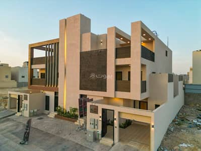 4 Bedroom Floor for Sale in North Riyadh, Riyadh - Widely roles for sale - Al-Qayrawan Neighborhood