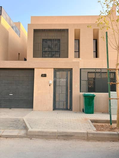 5 Bedroom Villa for Rent in Al-Bashair, Riyadh - Villa for rent on Jabir bin Harith Al-Abdi Street, Al-Boshiar (Al-Bishair), Riyadh, Riyadh Province