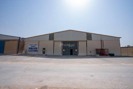 Warehouse for Rent in East Riyadh, Riyadh - مستودع للإيجار في السلي، الرياض