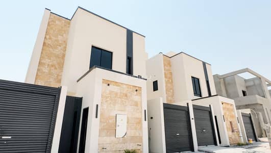 3 Bedroom Apartment for Sale in East Riyadh, Riyadh - A modern-designed townhouse featuring 3 bedrooms in the Elite Plan, east of Riyadh 3 Bedroom Apartment for Sale in East Riyadh, Riyadh - A modern-designed townhouse featuring 3 bedrooms in the Elite Plan, east of Riyadh