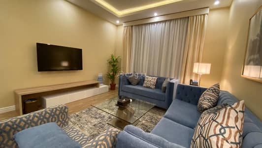 1 Bedroom Flat for Rent in North Jeddah, Jeddah - Luxury apartment with a bedroom and a living room with king size bed Unit 1