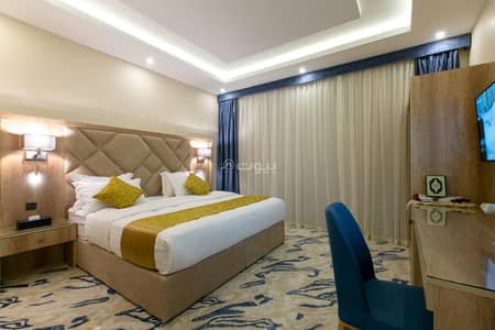 1 Bedroom Apartment for Rent in North Jeddah, Jeddah - Luxury apartment with a bedroom and a living room with king size bed Unit 3