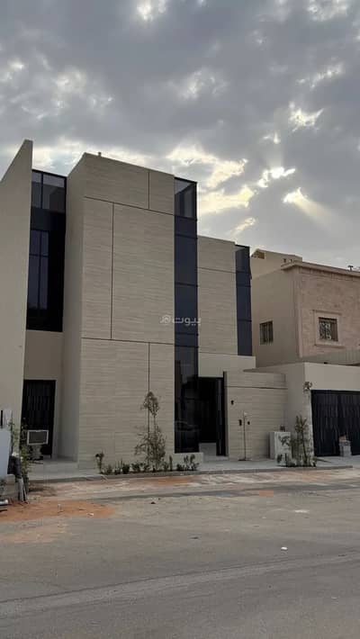 6 Bedroom Villa for Sale in West Riyadh, Riyadh - Villa for sale in Al Mahdiyah, west Riyadh 6 Bedroom Villa for Sale in West Riyadh, Riyadh - Villa for sale in Al Mahdiyah, west Riyadh