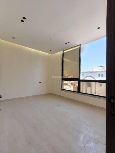 4 Bedroom Apartment for Sale in Central Jeddah, Jeddah - 4-front-bedroom apartment for sale in Al-Faisaliyah, Jeddah