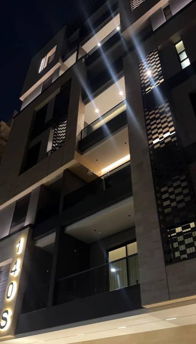 7 Bedroom Floor for Sale in Central Jeddah, Jeddah - Full floor villa in Al-Hamra district 7 Bedroom Floor for Sale in Central Jeddah, Jeddah - Full floor villa in Al-Hamra district