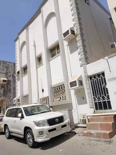 10+ Beds Residential Building for Sale in North Jeddah, Jeddah - Residential Building for Sale in Al Rabwa, North Jeddah