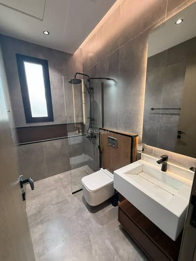 4 Bedroom Flat for Rent in North Jeddah, Jeddah - A four-bedroom apartment for rent in Al-Salama, Jeddah (air conditioners and fitted kitchen) with a private parking space