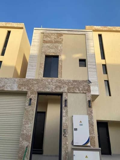 4 Bedroom Floor for Sale in West Riyadh, Riyadh - Floor For Sale in Tuwaiq, Riyadh 4 Bedroom Floor for Sale in West Riyadh, Riyadh - Floor For Sale in Tuwaiq, Riyadh