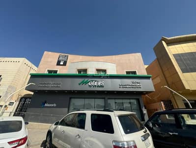 Office for Rent in North Riyadh, Riyadh - Commercial office for rent on Abu Bakr Al-Siddiq Street, Al-Nuzha District, Riyadh, Riyadh Region