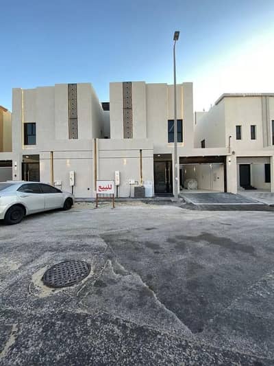 8 Bedroom Villa for Sale in Taybay, Dammam - Villa for sale on Street 27B, Taiba District, Dammam City.