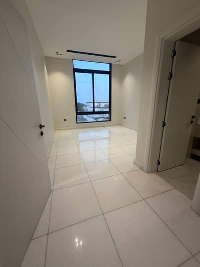5 Bedroom Apartment for Sale in North Jeddah, Jeddah - Luxurious penthouse apartments