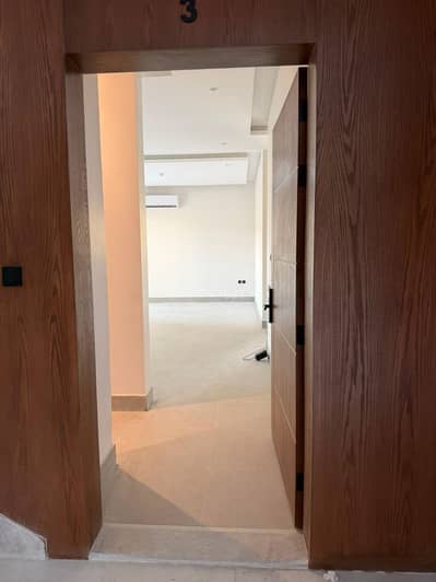 3 Bedroom Flat for Rent in West Riyadh, Riyadh - Zuhrat Libn Neighborhood - Al-Mashriq Street 3 Bedroom Flat for Rent in West Riyadh, Riyadh - Zuhrat Libn Neighborhood - Al-Mashriq Street