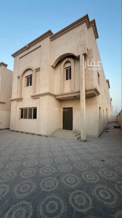 5 Bedroom Villa for Sale in Al Aqiq, Al Khobar - Mortgagee villa for sale – 3 floors Al-Khobar – Al-Aqiq District 5 Bedroom Villa for Sale in Al Aqiq, Al Khobar - Mortgagee villa for sale – 3 floors Al-Khobar – Al-Aqiq District