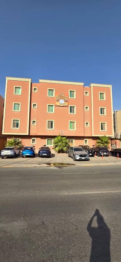3 Bedroom Apartment for Rent in North Riyadh, Riyadh - Three-bedroom apartment for rent in Al-Yasmine, Riyadh