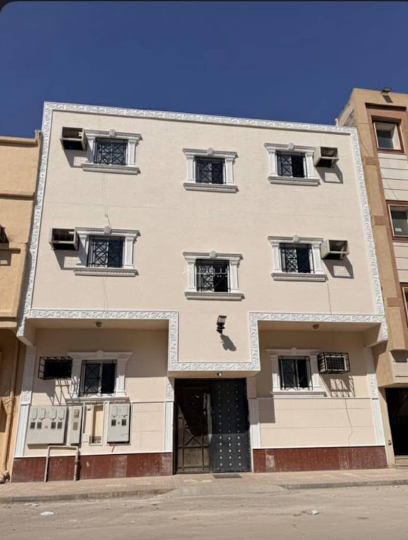 Residential Building For Sale in Thulaim, Riyadh Residential Building For Sale in Thulaim, Riyadh
