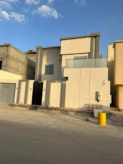 8 Bedroom Villa for Sale in Al Wurud, Al Kharj Riyadh Region - Villa for sale in Al Wurud, Al Kharj