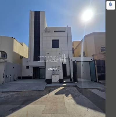 4 Bedroom Flat for Sale in East Riyadh, Riyadh - Apartment for sale on Jarir Street, Qurtubah District, Riyadh City. 4 Bedroom Flat for Sale in East Riyadh, Riyadh - Apartment for sale on Jarir Street, Qurtubah District, Riyadh City.