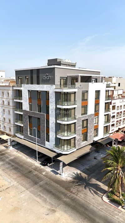 4 Bedroom Flat for Sale in North Jeddah, Jeddah - A large apartment for sale in Al Rawda neighborhood, Al Murabba Al Dhahabi (The Golden Square). 4 Bedroom Flat for Sale in North Jeddah, Jeddah - A large apartment for sale in Al Rawda neighborhood, Al Murabba Al Dhahabi (The Golden Square).