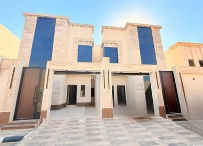 9 Bedroom Villa for Sale in King Fahd Suburb, Dammam - Villa For Sale in King Fahd Suburb, Dammam