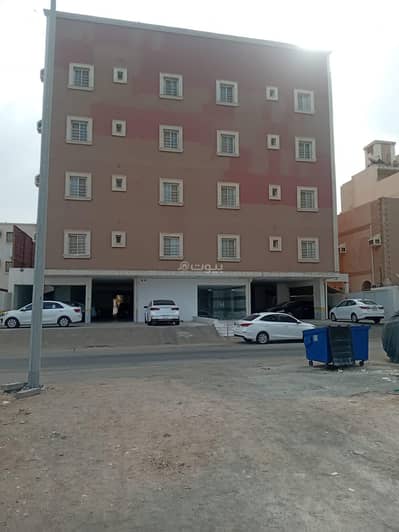 3 Bedroom Flat for Rent in North Jeddah, Jeddah - Three-bedroom apartment with a living room for rent in Al-Rayan neighborhood 3 Bedroom Flat for Rent in North Jeddah, Jeddah - Three-bedroom apartment with a living room for rent in Al-Rayan neighborhood