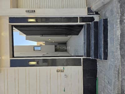 دور 3 غرف نوم للبيع في شرق الرياض، الرياض - للبيع دور اول تصميم عصري موقع مميز بالقرب من استاد الملك فهد