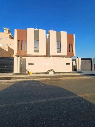 6 Bedroom Villa for Sale in North Jeddah, Jeddah - Villa for sale in Al Frosyah, North Jeddah