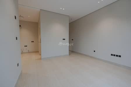 2 Bedroom Floor for Sale in East Riyadh, Riyadh - Elegant apartment for sale in Al-Rimal neighborhood – modern design and a distinctive location