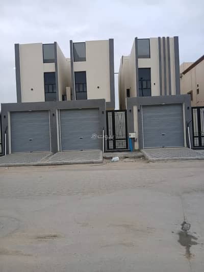 8 Bedroom Villa for Sale in King Fahd Suburb, Dammam - Villa for sale in King Fahd Suburb, Dammam