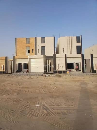 8 Bedroom Villa for Sale in King Fahd Suburb, Dammam - Villa for sale in King Fahd Suburb, Dammam