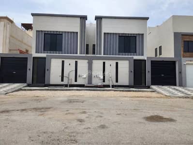 8 Bedroom Villa for Sale in King Fahd Suburb, Dammam - Villa for sale in King Fahd Suburb, Dammam