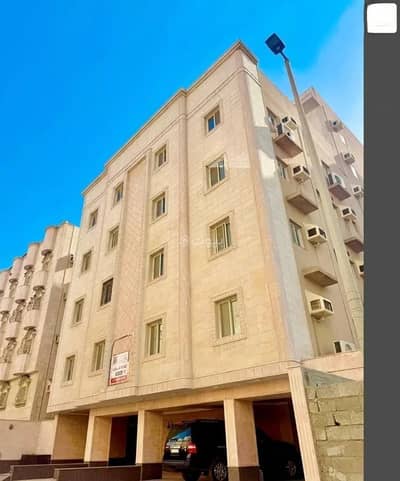 3 Bedroom Flat for Rent in North Jeddah, Jeddah - Apartment for rent on Abdul Rahman Ibn Muhammad Al Qurtubi Street, Al Ajwad District, Jeddah City. 3 Bedroom Flat for Rent in North Jeddah, Jeddah - Apartment for rent on Abdul Rahman Ibn Muhammad Al Qurtubi Street, Al Ajwad District, Jeddah City.