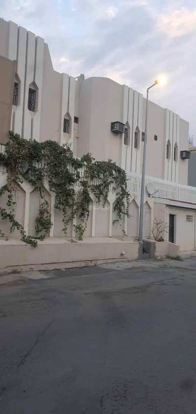 10+ Beds Villa for Sale in Al Rabie, Khamis Mushait - Villa consisting of 10 bedrooms for sale in Al Rabia, Khamis Mushait 10+ Beds Villa for Sale in Al Rabie, Khamis Mushait - Villa consisting of 10 bedrooms for sale in Al Rabia, Khamis Mushait