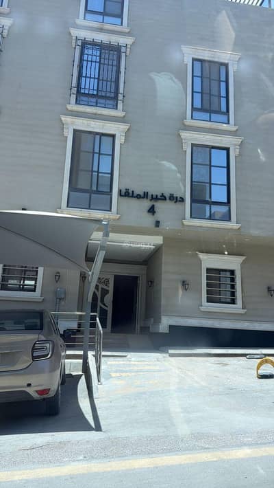 3 Bedroom Apartment for Rent in North Riyadh, Riyadh - Apartment for rent on Abohar Street, Al Malqa District, Riyadh City, Riyadh Region