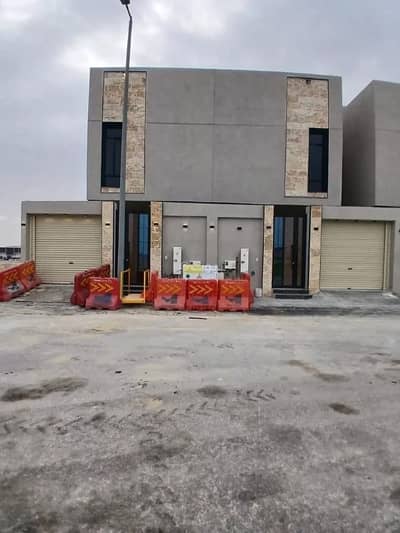 8 Bedroom Villa for Sale in Al Sawari, Al Khobar - Villa for sale in Al Sawari, Al Khobar