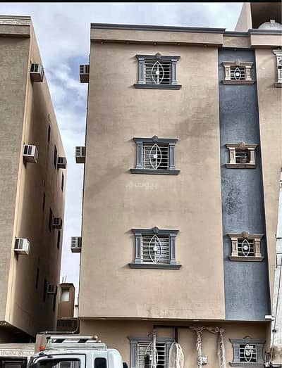 10+ Beds Residential Building for Sale in West Riyadh, Riyadh - Residential Building For Sale in Dhahrat Laban, Riyadh