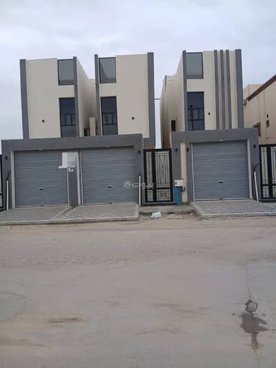8 Bedroom Villa for Sale in King Fahd Suburb, Dammam - Villa for sale in King Fahd Suburb, Dammam