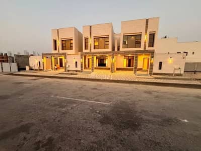 8 Bedroom Villa for Sale in Al Lulu, Al Khobar - Villa for sale in Al Lulu, Al Khobar