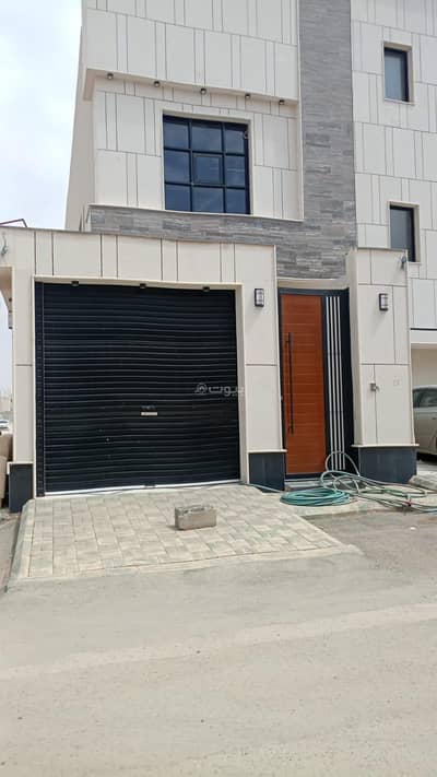 4 Bedroom Floor for Sale in East Riyadh, Riyadh - Ground floor for sale in Al-Janadriyah district - Listing number 1831 4 Bedroom Floor for Sale in East Riyadh, Riyadh - Ground floor for sale in Al-Janadriyah district - Listing number 1831