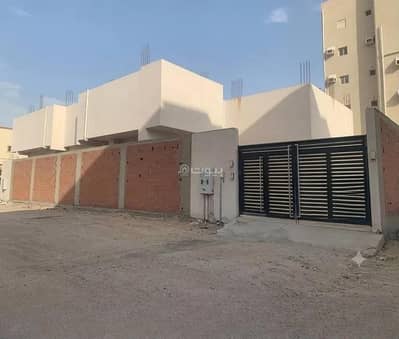8 Bedroom Residential Building for Sale in North Aqaba District, Makkah - Building for sale on Al Abwa Street, Al Aqabah Al Shamali District, Makkah Al Mukarramah City.