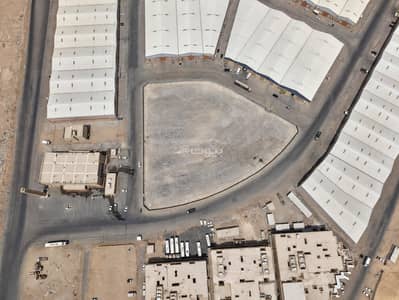 Commercial Land for Rent in East Riyadh, Riyadh - Land for rent in Al-Sulay, Riyadh