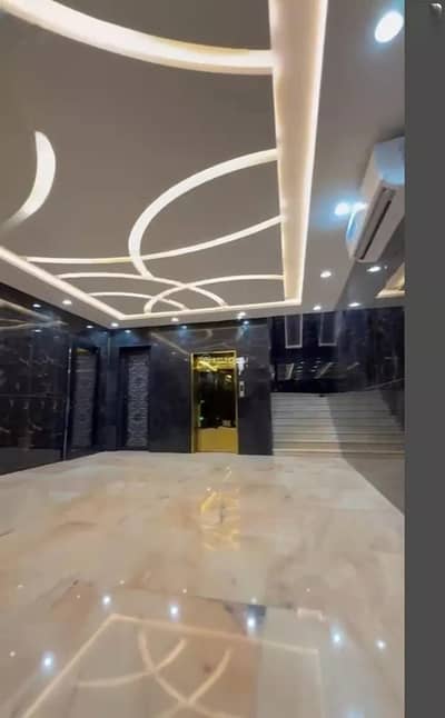5 Bedroom Apartment for Sale in North Jeddah, Jeddah - Apartment for Sale in Al Mraikh, North Jeddah 5 Bedroom Apartment for Sale in North Jeddah, Jeddah - Apartment for Sale in Al Mraikh, North Jeddah