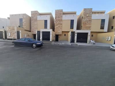 دور 4 غرف نوم للبيع في غرب الرياض، الرياض - دور للبيع في طويق، الرياض