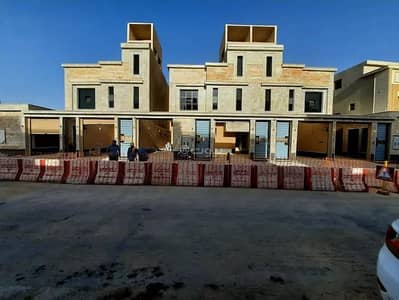 دور 3 غرف نوم للبيع في غرب الرياض، الرياض - دور للبيع في طويق، الرياض