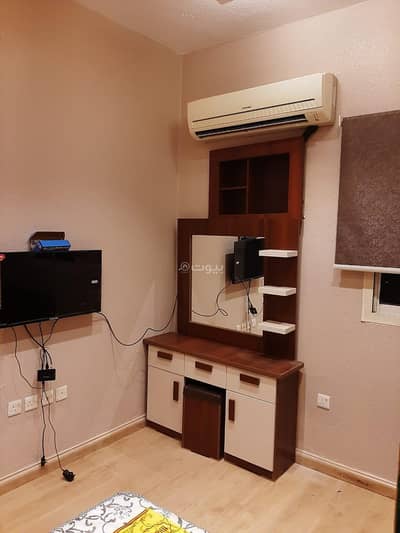 1 Bedroom Flat for Rent in West Riyadh, Riyadh - Fully furnished room for rent Location: Al-Jaradiyah neighborhood – West Riyadh, for bachelors only