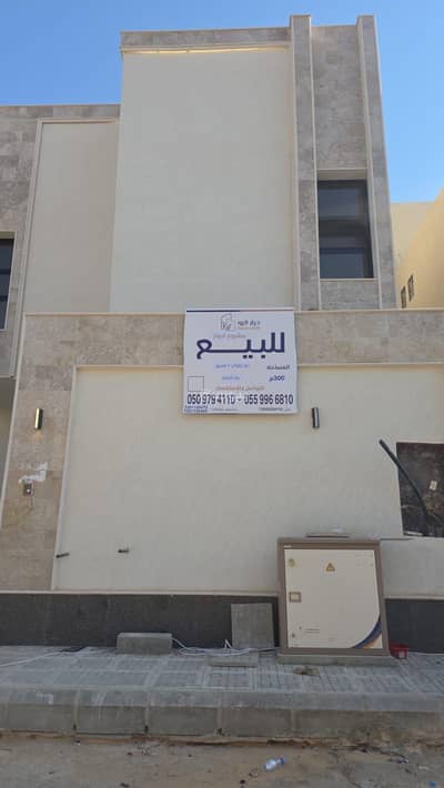 5 Bedroom Floor for Sale in West Riyadh, Riyadh - Apartment in Al-Hizam neighborhood