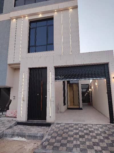دور 4 غرف نوم للبيع في شرق الرياض، الرياض - دور أرضي فاخر للبيع حي الخليج