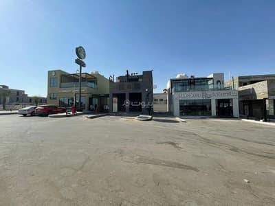 معرض للايجار في شرق الرياض، الرياض - درايف ثرو للإيجار في طريق الدمام الفرعي, حي قرطبة, مدينة الرياض, منطقة الرياض معرض للايجار في شرق الرياض، الرياض - درايف ثرو للإيجار في طريق الدمام الفرعي, حي قرطبة, مدينة الرياض, منطقة الرياض