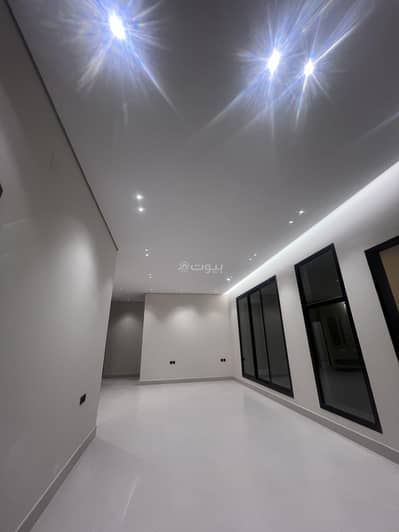 3 Bedroom Floor for Sale in East Riyadh, Riyadh - For sale: a luxurious ground floor apartment in Al-Rimal (Al-Rimal neighborhood).